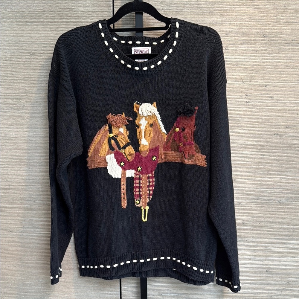 Black Crew Neck Sweater with Brown Horse Design